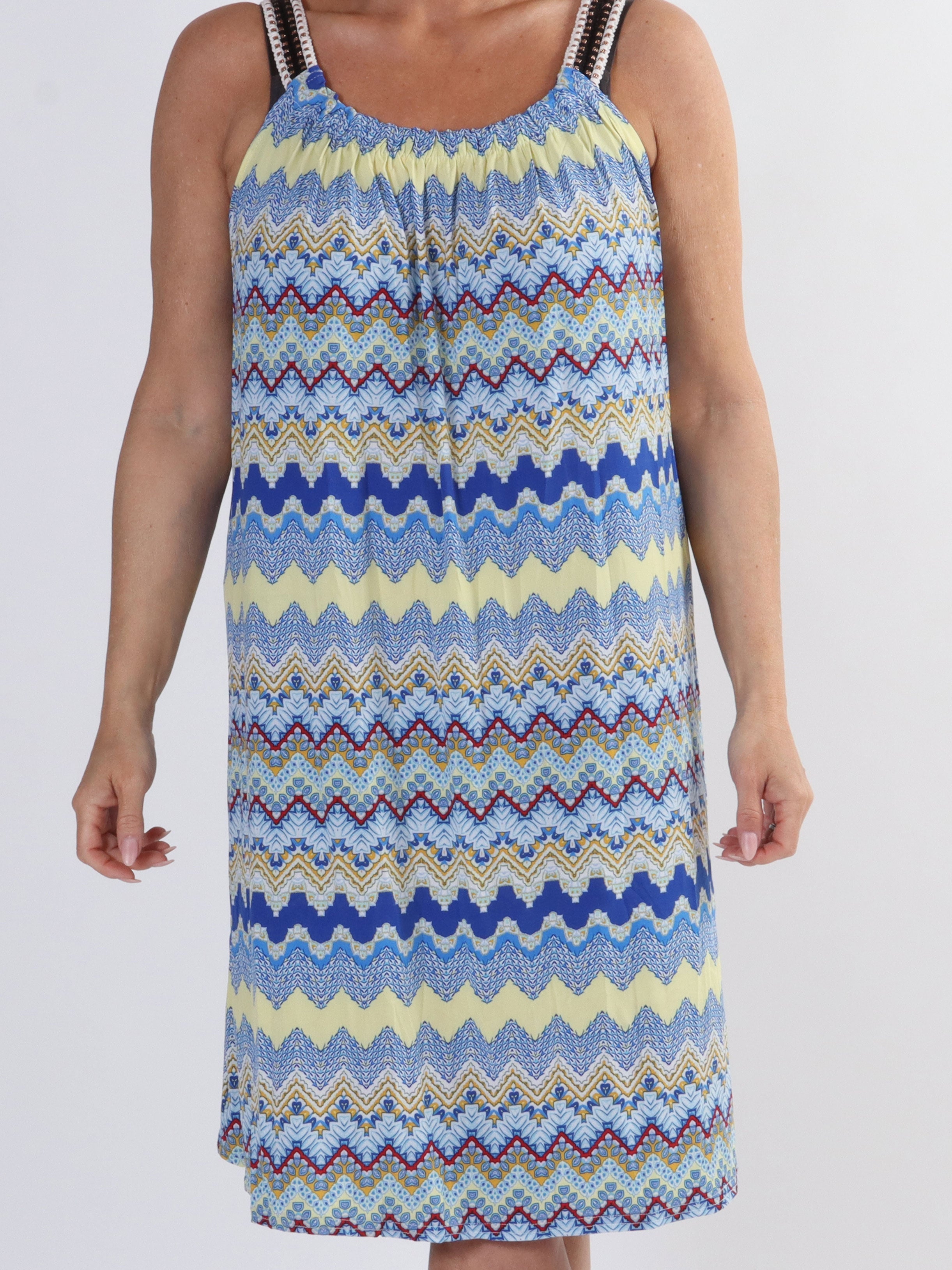 Asta Zigzag - Söt klänning i plus size med virkade band